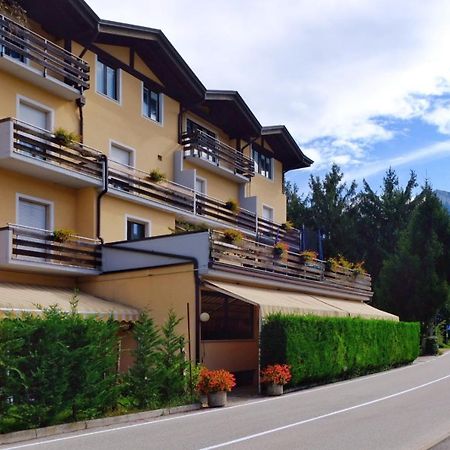Hotel Dolomiti Levico Terme Exterior foto